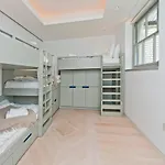 Amazing South Kensington Mews House By Underthedoormat