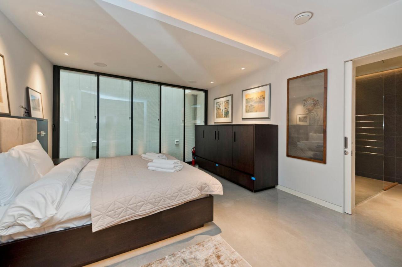 Amazing South Kensington Mews House By Underthedoormat Casa vacanze Londra
